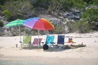 Waterfront Villa with Dock, Walk to Beach Club & Rusty Anchor Rest. 3b/r  3.5b/a - Villas