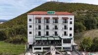 Vila Sofia Gllava - Resort - bar