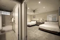 Cozy 4Bd House,10Mins to Las Vegas Strip,20Mins to Airport!Salt Water Pool &Spa! - 私人泳池