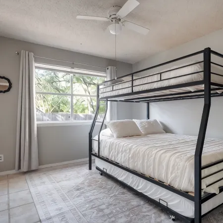 Boho Retreat in Central Austin Отели рядом с достопримечательностью «Озеро Трэвис»