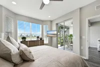 GreenLinks at Lely Resort · 1st Floor · Lake View · Golf · Sleeps 6 - 4-Star