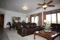 Saguaro Sunset Retreat - Homestays