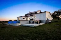 NEW Pool, Hot Tub, Fire Pit, Views on 10 acres, 5 mins from DT Johnson City! - Pools