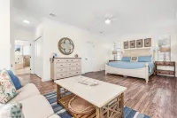 9 Bedrooms / 6.5 Baths / Sleeps 28 / 8 Parking Spots / Pool / Steps to Beach!!! - Private Pools