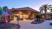 7Br Luxury Oasis w/ Relaxing Lazy River, Basketball, Full Gym & Private Theater - واي فاي