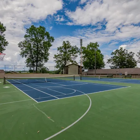 XL Private Deck, Ridgeline Views, 2 Kings, Kid-Friendly, Pointe Royale