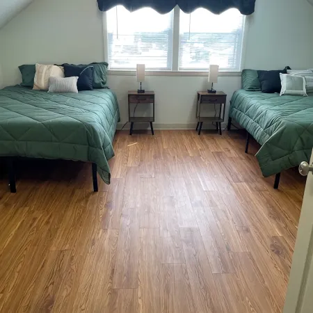Cozy 3 Bedroom in Owosso close to hospital and Curwood Castle.