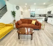 The Hub on Cypress Ave - walk to downtown Sanford - 3 stjerner