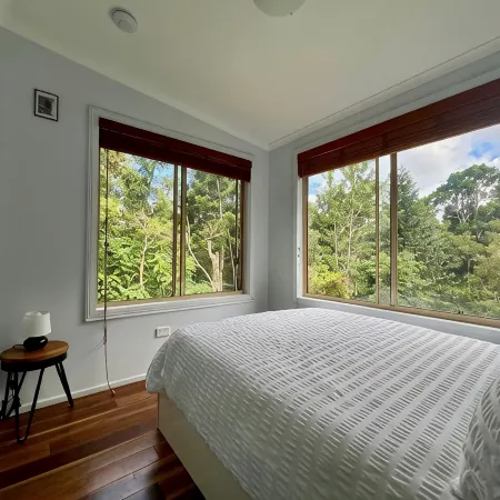 Duckbills Cottage has the convenience of town living but with rural nature feel