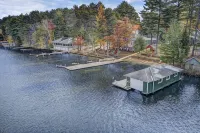 WOW Huge Catfish Lake Home 13br 5ba, Sleeps 26, Eag River Chain/weddings/events - Stuga