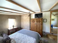 Historic Southern Utah Cottage- 20 miles to Zion National Park - 4-Star