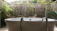 บราโว รีสอร์ท - มันติ้งปาไรโซ - น้ำพุร้อน