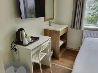 홈필드 로지 브렌트 주변 호텔