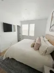 Luxury Downtown Spacious 3 bedroom New Modern Townhome - balcon