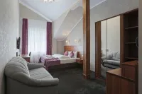 Hotel "breeze" - 3 ดาว