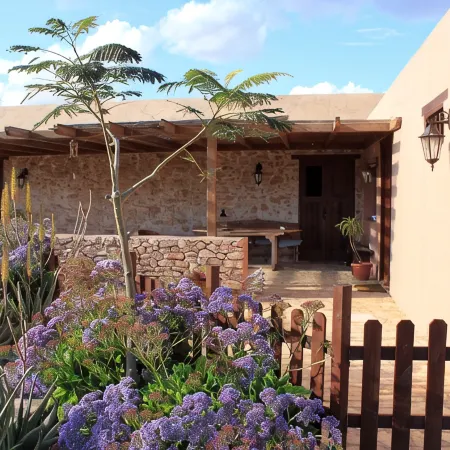 Canary House with Heated Pool,  26 Degrees