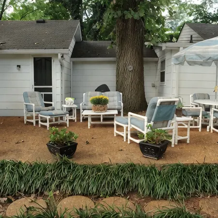 Studio Home, Walk to Downtown Franklin, Pets with Fee, Veteran Owned