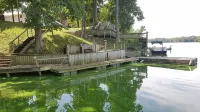 Peaceful Lake House Cabin 1, Kayaks Provided Free, Direct Water Access! - 3-Star