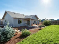 The Watusi Place - A Modern Umpqua Valley Getaway - 4つ星