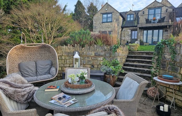 Stunning Views at Hillcrest Cottage, Cotswolds, Aonb