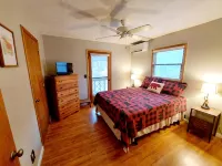 Highlands/Lake Glenville Area-Hot Tub-Mtn Stream-WIFI-Seclusion - Chalets