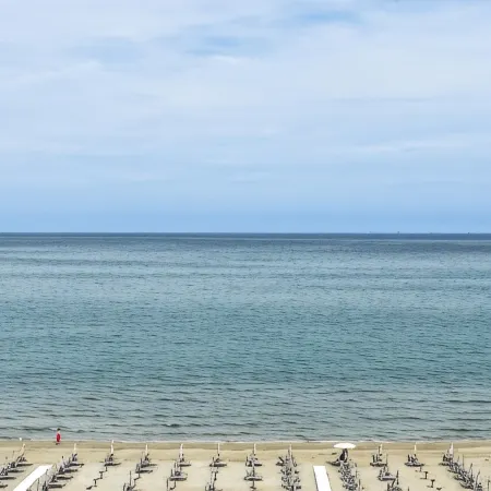 Hotel Torremaura Fronte Mare Con Beach Club