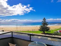 Beach House Mollymook - 3-Star