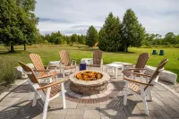 Open Hearth Lodge - 2-Star