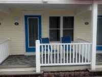 A Stones Throw to Beach Located Near All Attractions - 3-Star