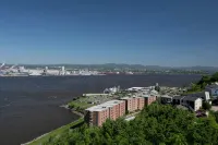 What a View!!! Chateau, Balcony incredible view of the Chateau! Free parking! - 3 estrellas