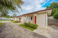 Akard Private Villas Sattahip Hotell i Phlu Ta Luang
