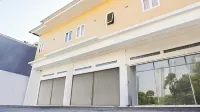 City Residence Kutai 32 Hotels in Wonokromo