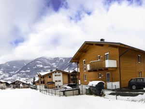 Adler Resort Kaprun by Jara