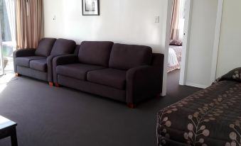 Greymouth Kiwi Holiday Park & Motels