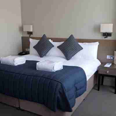 Crown & Mitre Hotel Rooms