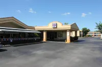 Quality Inn Saint Petersburg North-Tampa Bay Hotels in Pinellas Park