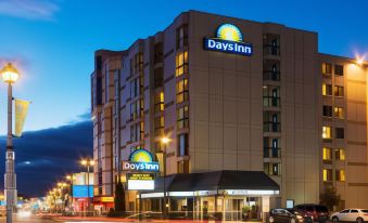 Days Inn by Wyndham Niagara Falls Near the Falls