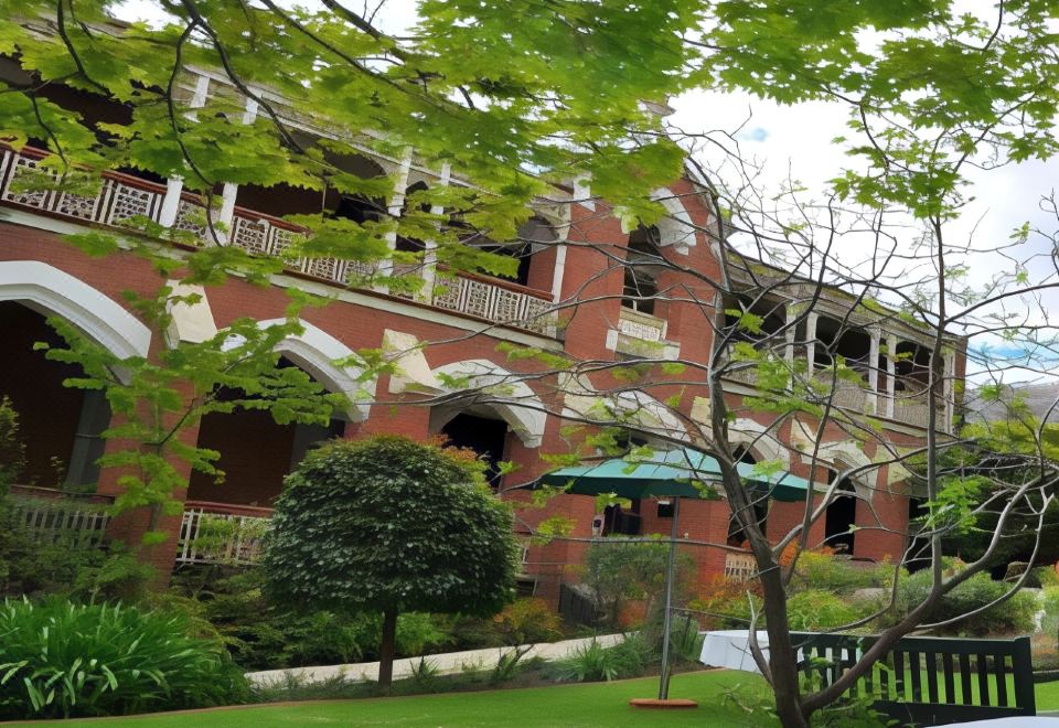 hotel overview picture