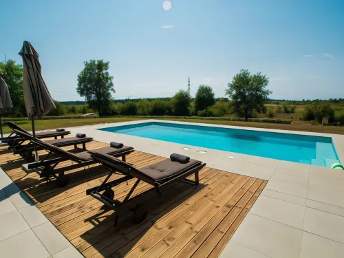 Villa Mauri - Medulin - Large Garden, Very Quiet Location