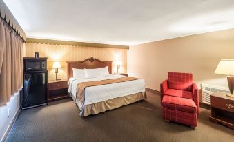 Rodeway Inn and Suites - Charles Town,WV