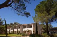 Benvengudo Hotels in Les Baux-de-Provence