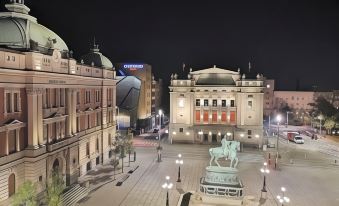 Five Points Square - City Center