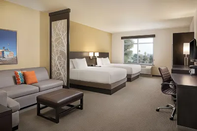 Hyatt Place Santa Cruz Hotels near Brommer Street County Park