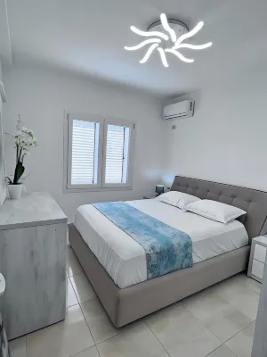 White Luxury Apartment Hotels in 
