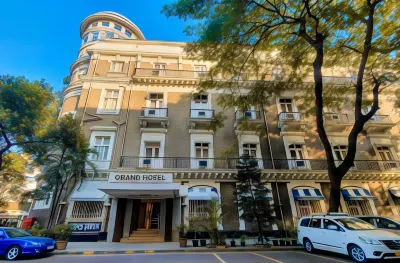 Grand Hotel Mumbai - Ballard Estate, Fort Hotel dekat Town Hall (Asiatic Society Library)