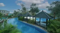 Jamboo Kingdom Hotel & Resort Hotels in Pagerwojo