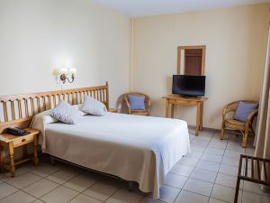 Hotel Tres Jotas Conil