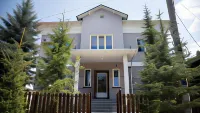 People Guest House Hotels in Alamudun