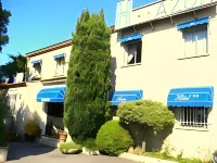 The Originals City, Hôtel Azur, Fos-Sur-Mer فنادق في Fos-sur-Mer