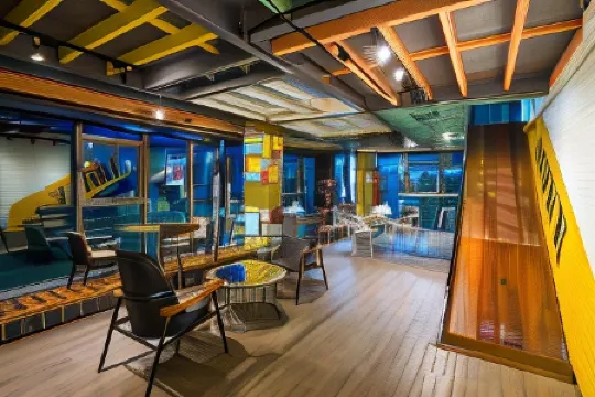 Nonze Hostel Отели рядом с достопримечательностью «Роял Гарден Плаза»